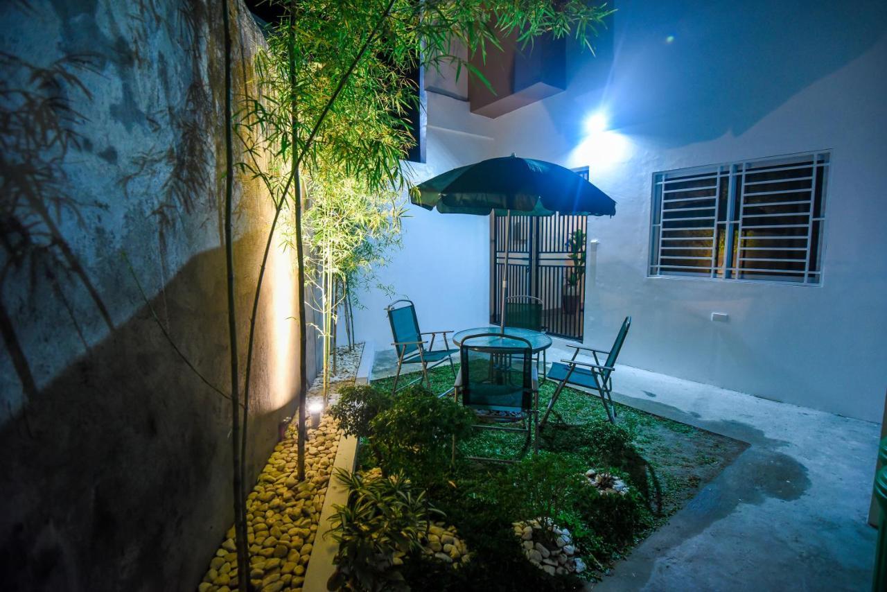 Ett Hometel Kalibo Extérieur photo