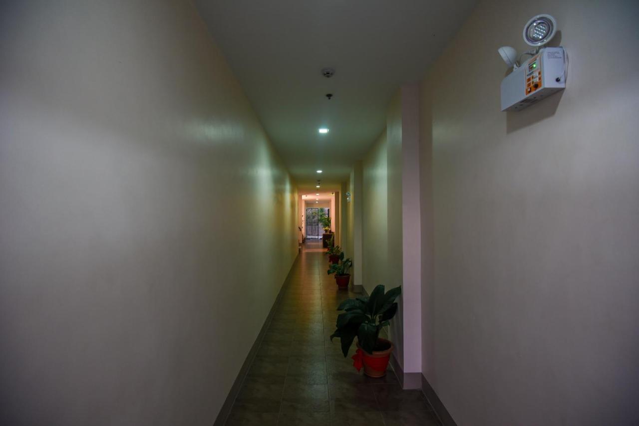 Ett Hometel Kalibo Extérieur photo