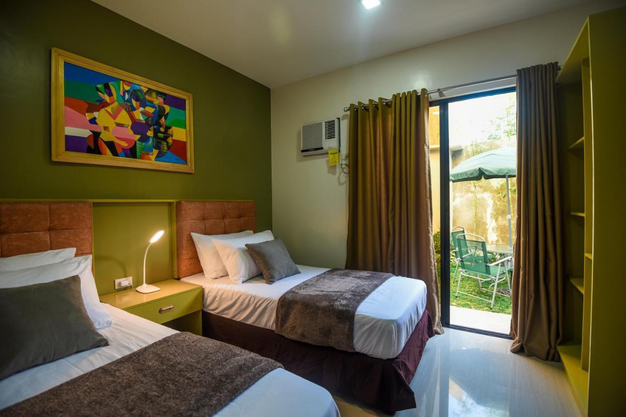 Ett Hometel Kalibo Extérieur photo