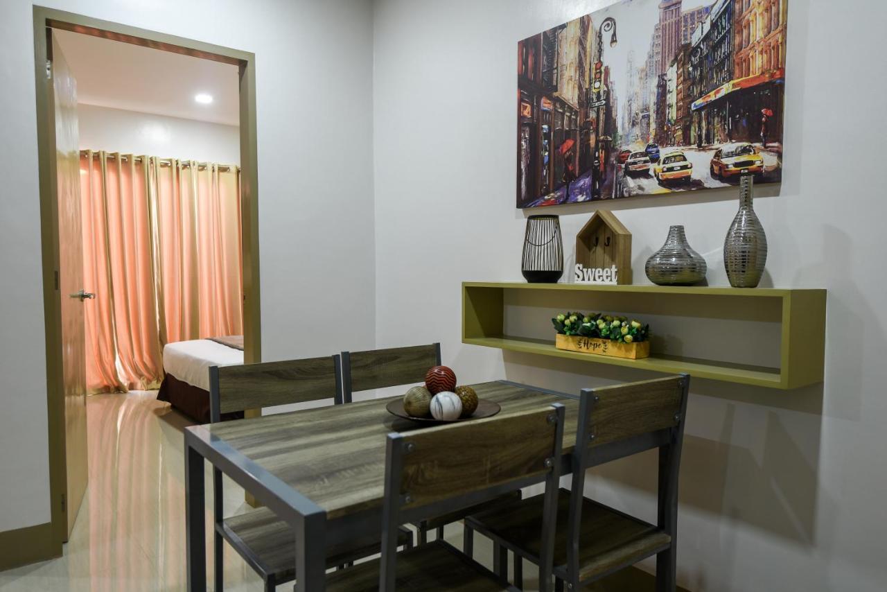 Ett Hometel Kalibo Extérieur photo