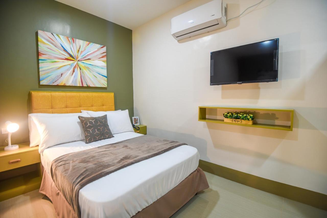 Ett Hometel Kalibo Extérieur photo